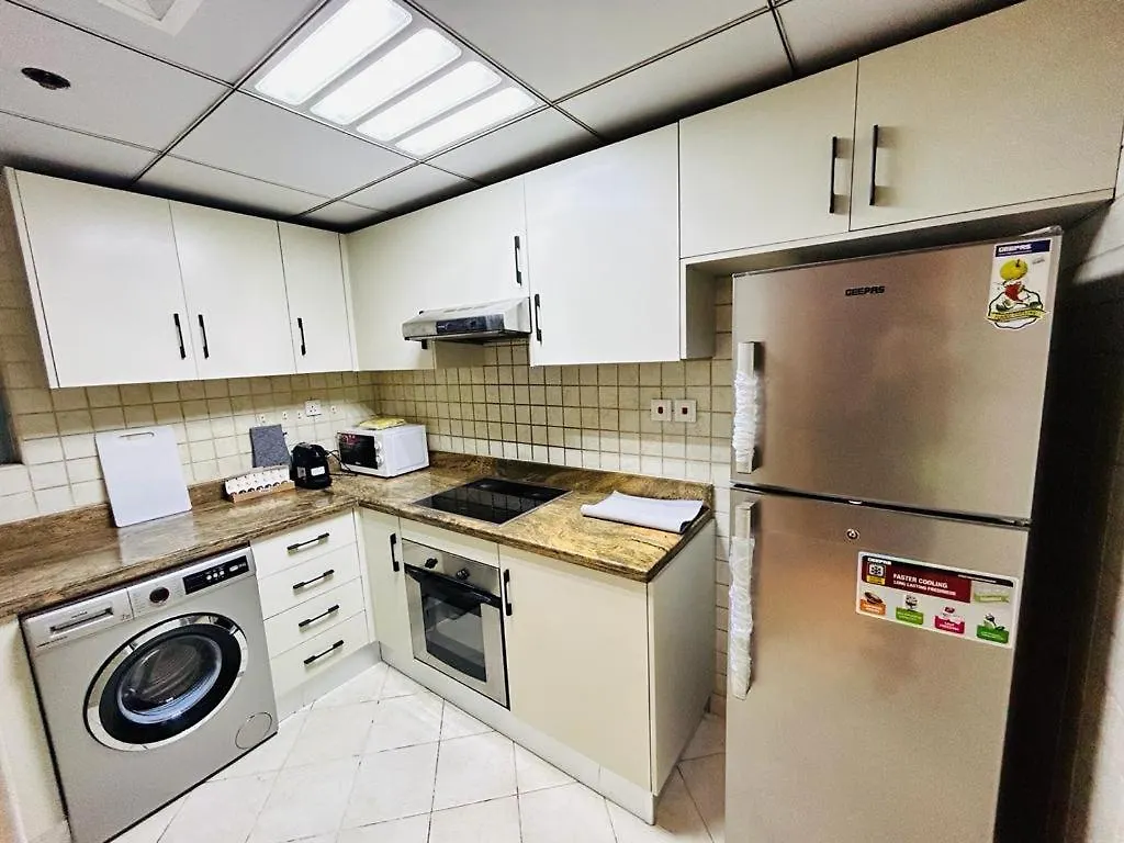Aliving Iconic 1Br At Dubai Marina Near Metro Apartment